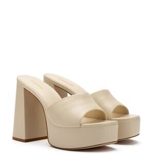 Larroude Women's Dolly Slip on Platform